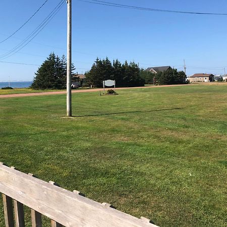 Newly Renovated Confederation Bridge View Cottages Borden-Carleton Exterior foto